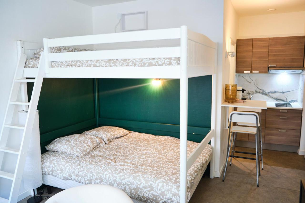 Suite Hanoi Villeurbanne Esterno foto